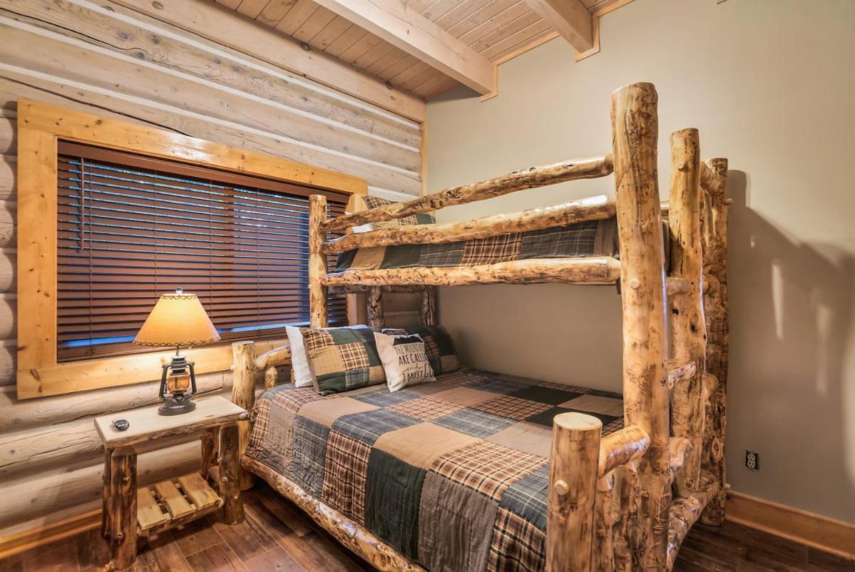 Tanglewood Mountain Lodge By Stony Brook Cabins Sevierville Exterior foto